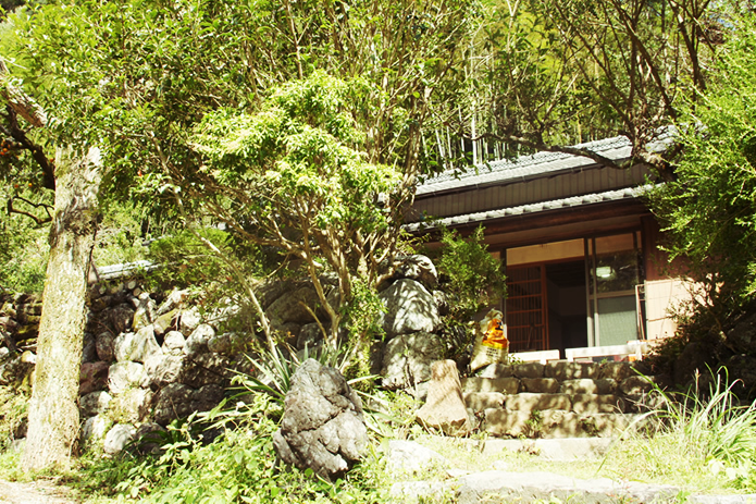 こちらがワークステイの滞在拠点、その名もイチョウハウス。