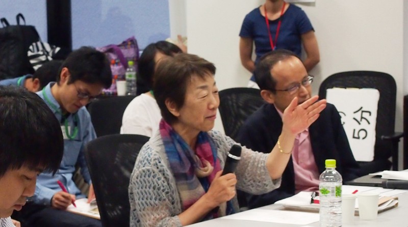 ダメだしをしているはずなのになぜか笑いが起きてしまう