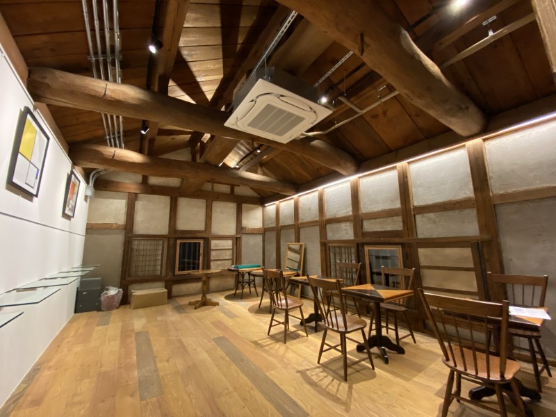 信州で展開する古民家を活かしたベーカリーショップ