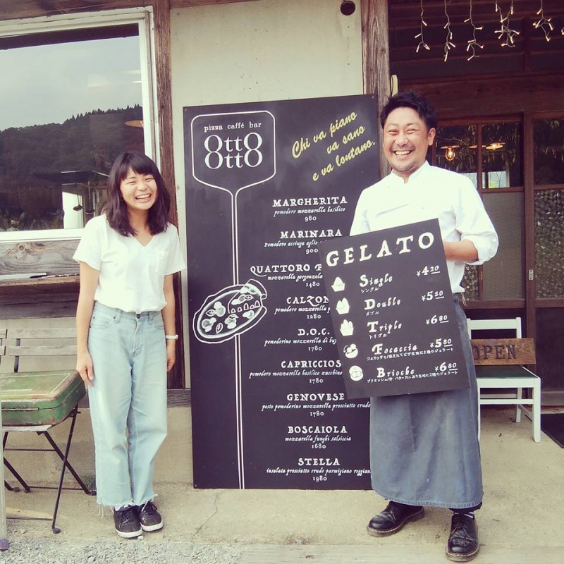 宮崎県内のカフェやオフィスでは、茜さんの可愛らしいチョークアートを目にすることができます。
