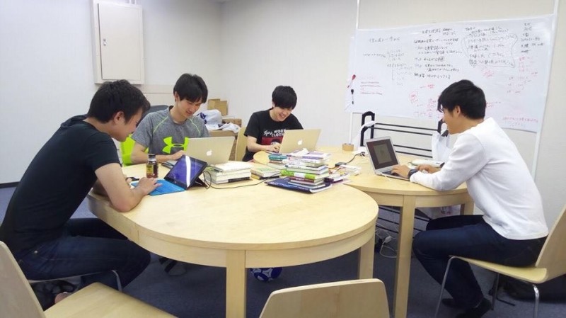 26996529_1333854496718944_730449770_n