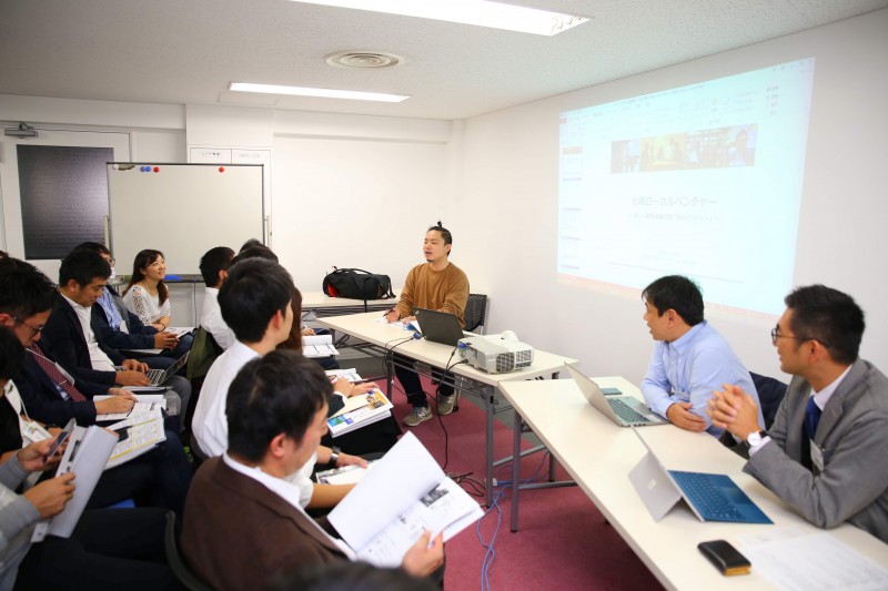 写真01：分科会の様子A