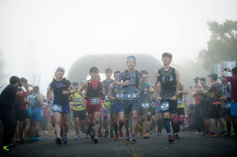 修験道トレイル in 東峰村のスタートシーン。2017年の九州北部豪雨により、中止となっている。再開を心待ちにするランナーも多い。