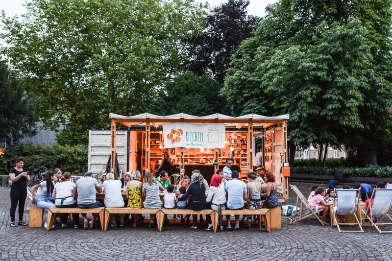 018_Lange Tafel in Lörrach