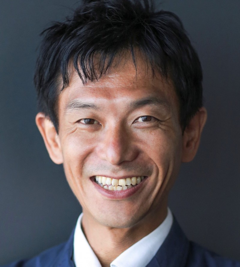 ロート製薬徳永氏写真トリミング後