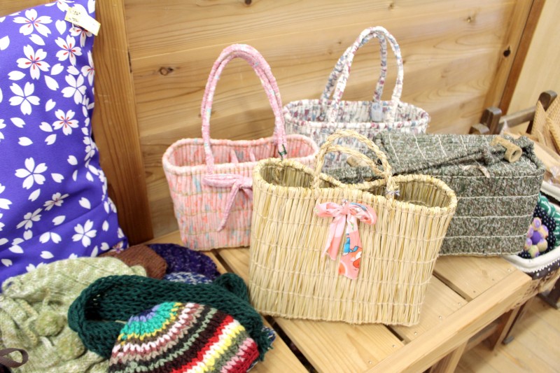 バックや帽子にリメイク