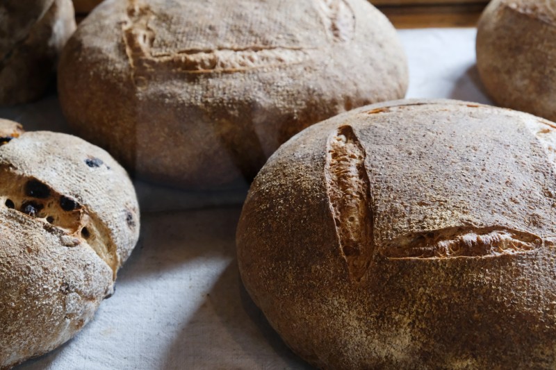看板商品の「みまきカンパーニュ」