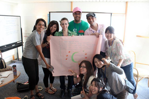 世界青年の船の写真1