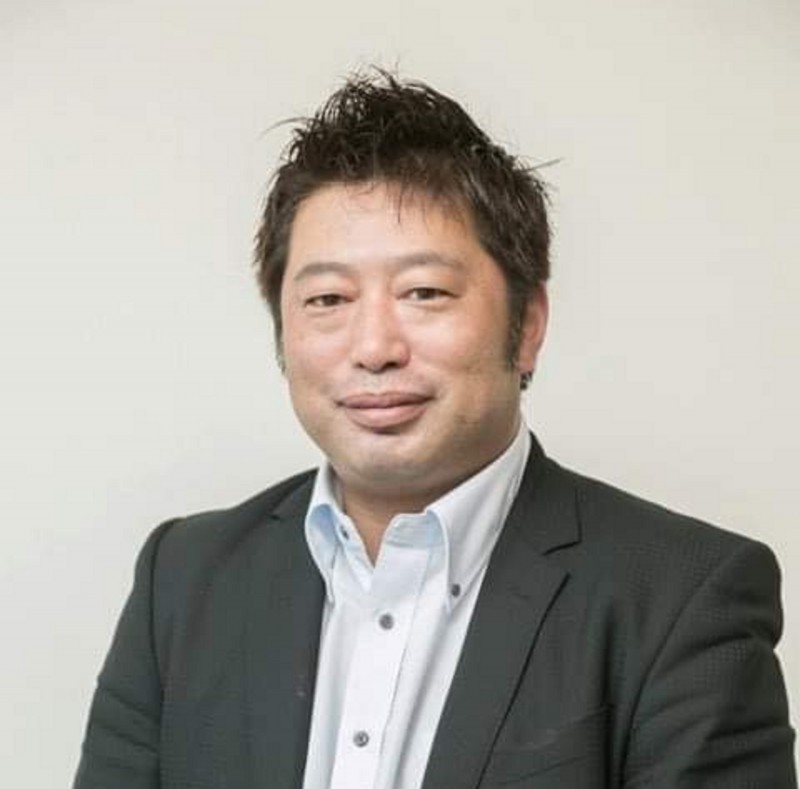 1菅原さんトリミング後