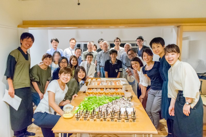 コミュニティスペース完成時には、住民の方も招いたお披露目会を実施