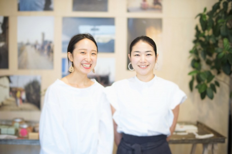 新入社員で、元向田さんの書籍編集担当の徳さんと