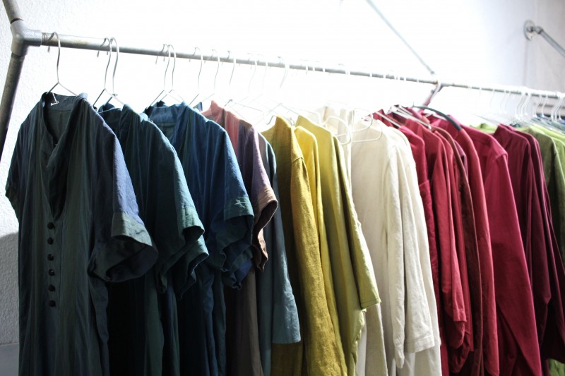 “一点モノ”のワンピースたちは、約15,000円〜40,000円の価格帯で販売されている