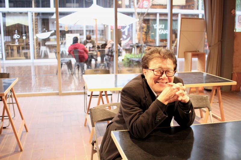 株式会社油津応援団 代表取締役・黒田泰裕さん。Yottenフリースペースにて