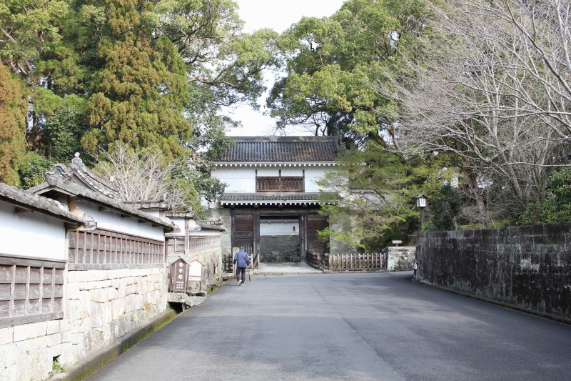 観光の中心である、昭和53年に復元された大手門