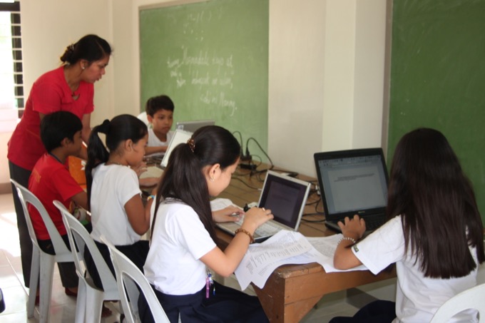 パソコンを使ったワークショップの様子2