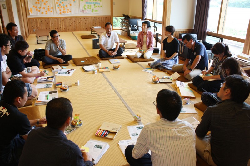 海士町話し合い風景2