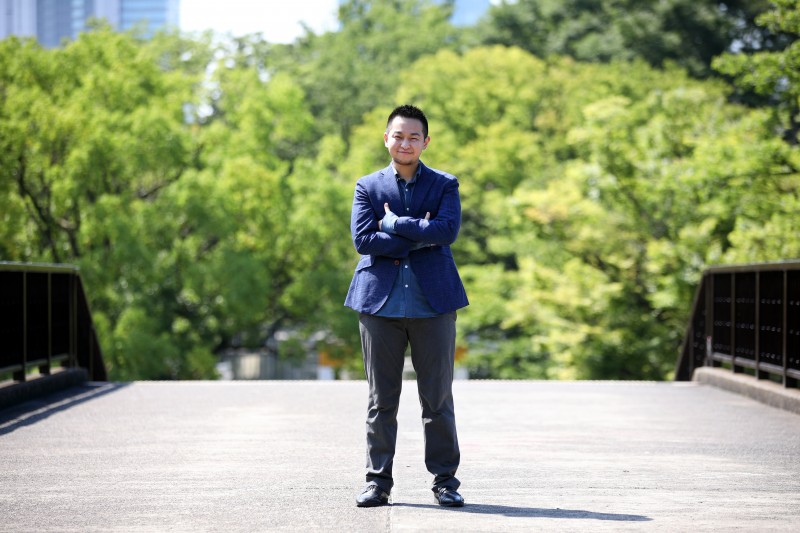 藥師_プロフィール写真(全身)