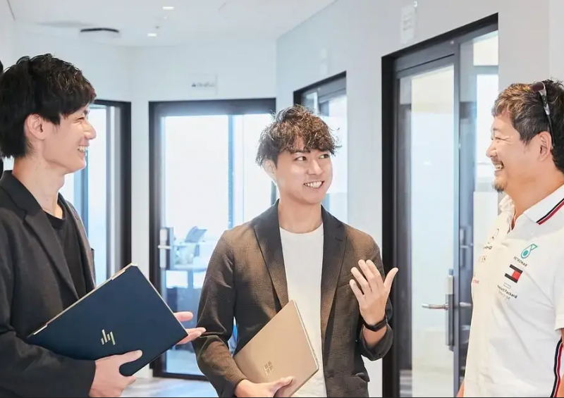 ビジョンの実現に向けて小柳さんは今日も事業に邁進する。