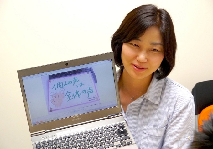 インタビューの様子