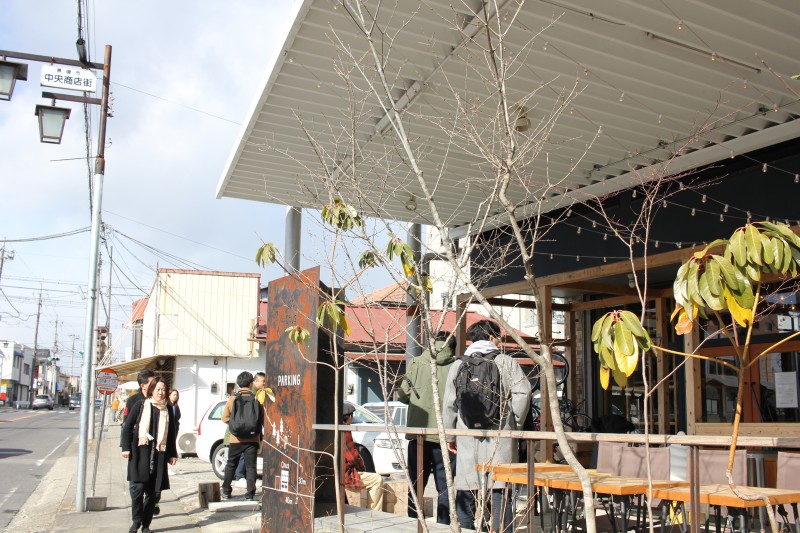 到着した12時近く、平日だというのにこれほどの賑わい